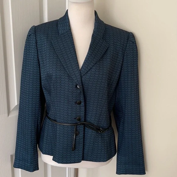 Tahari blue w black pattern skirt set